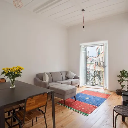 Apartment Beguest Santa Catarina Lisbon
