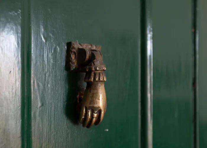 Beguest Santa Catarina Lisboa